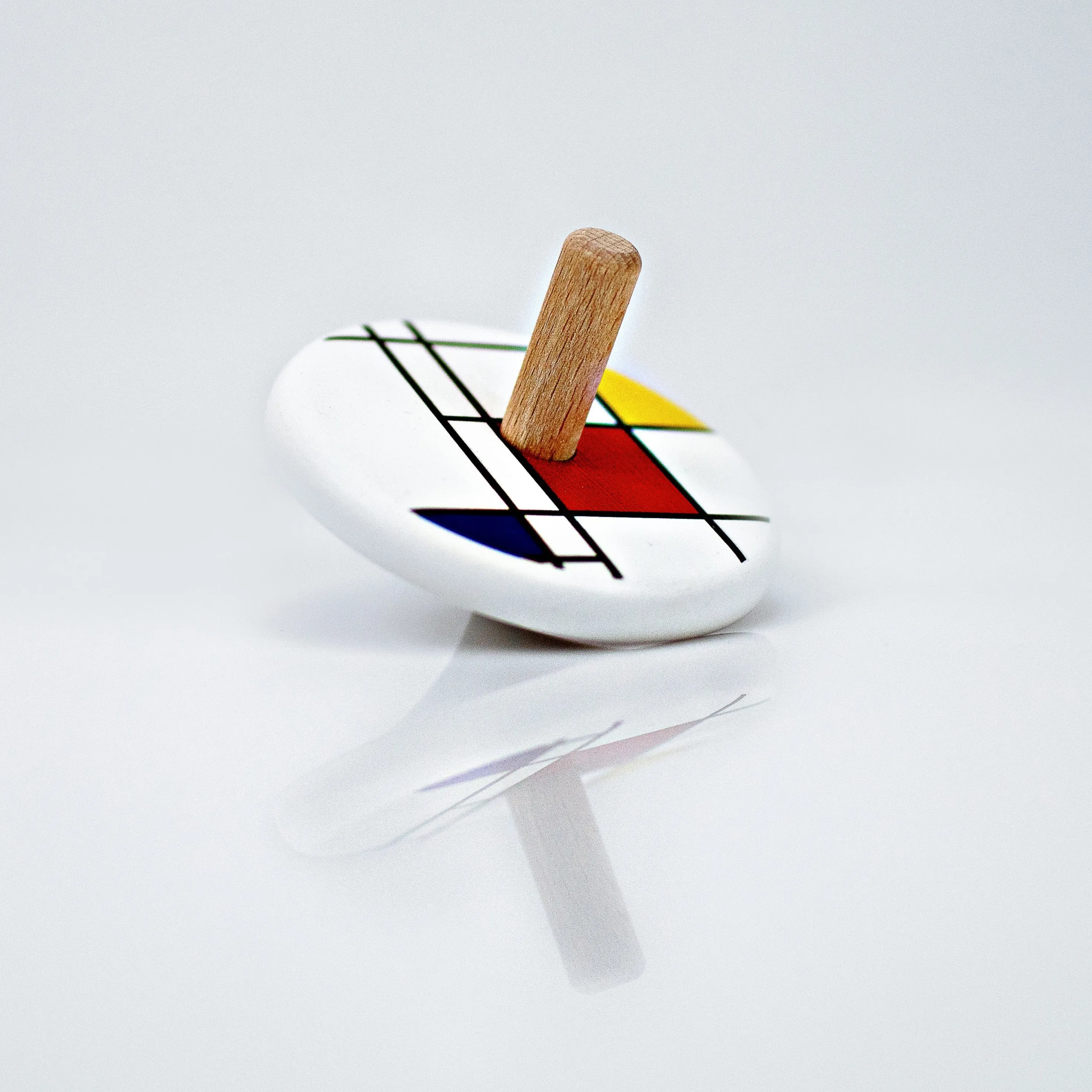 Bajo Spin Tops