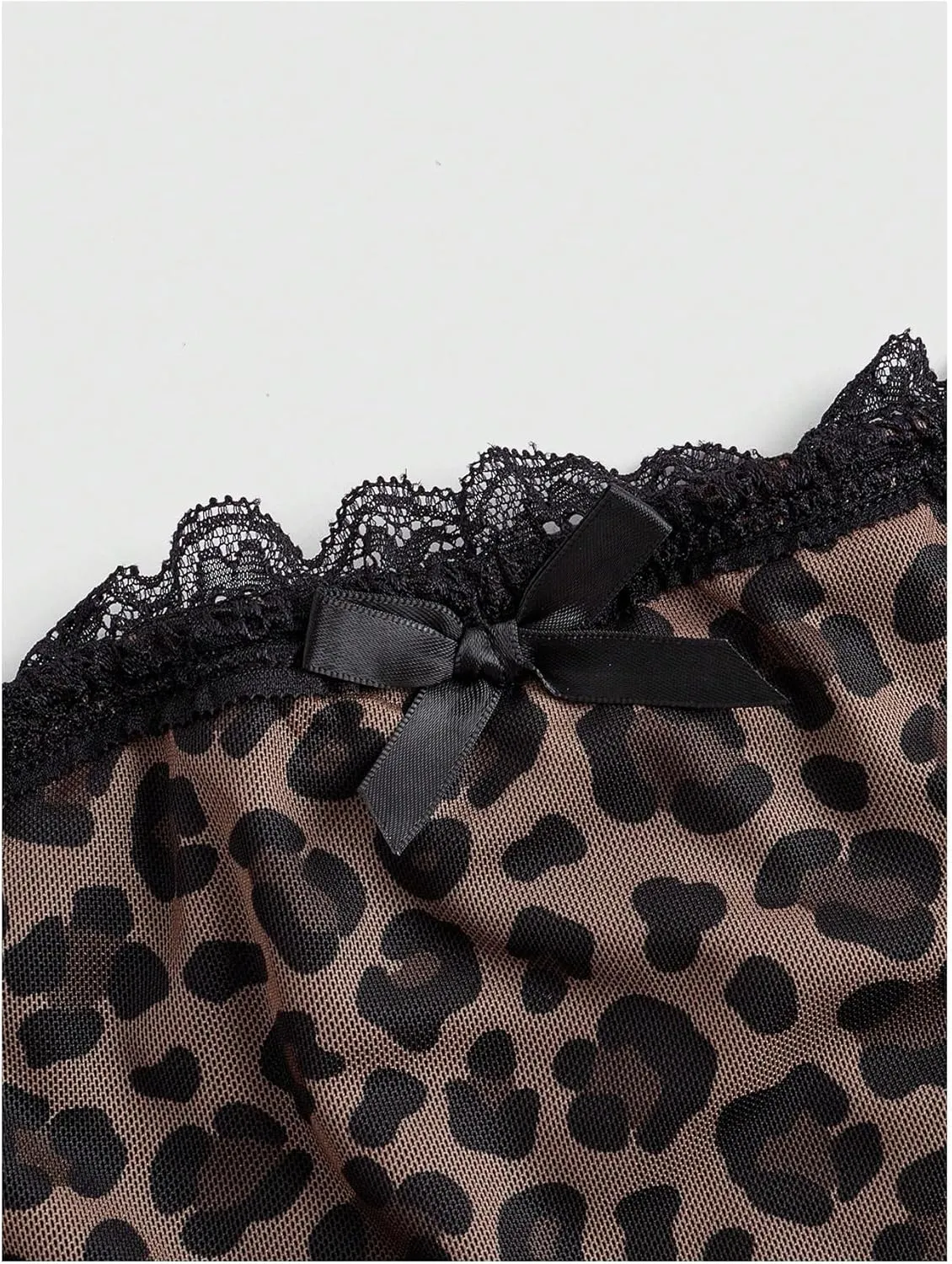 Verdusa Women's Plus Size Y2K Cheetah Print Ruffle Shorts Tiered Layered Low Waist Mesh Mini Shorts