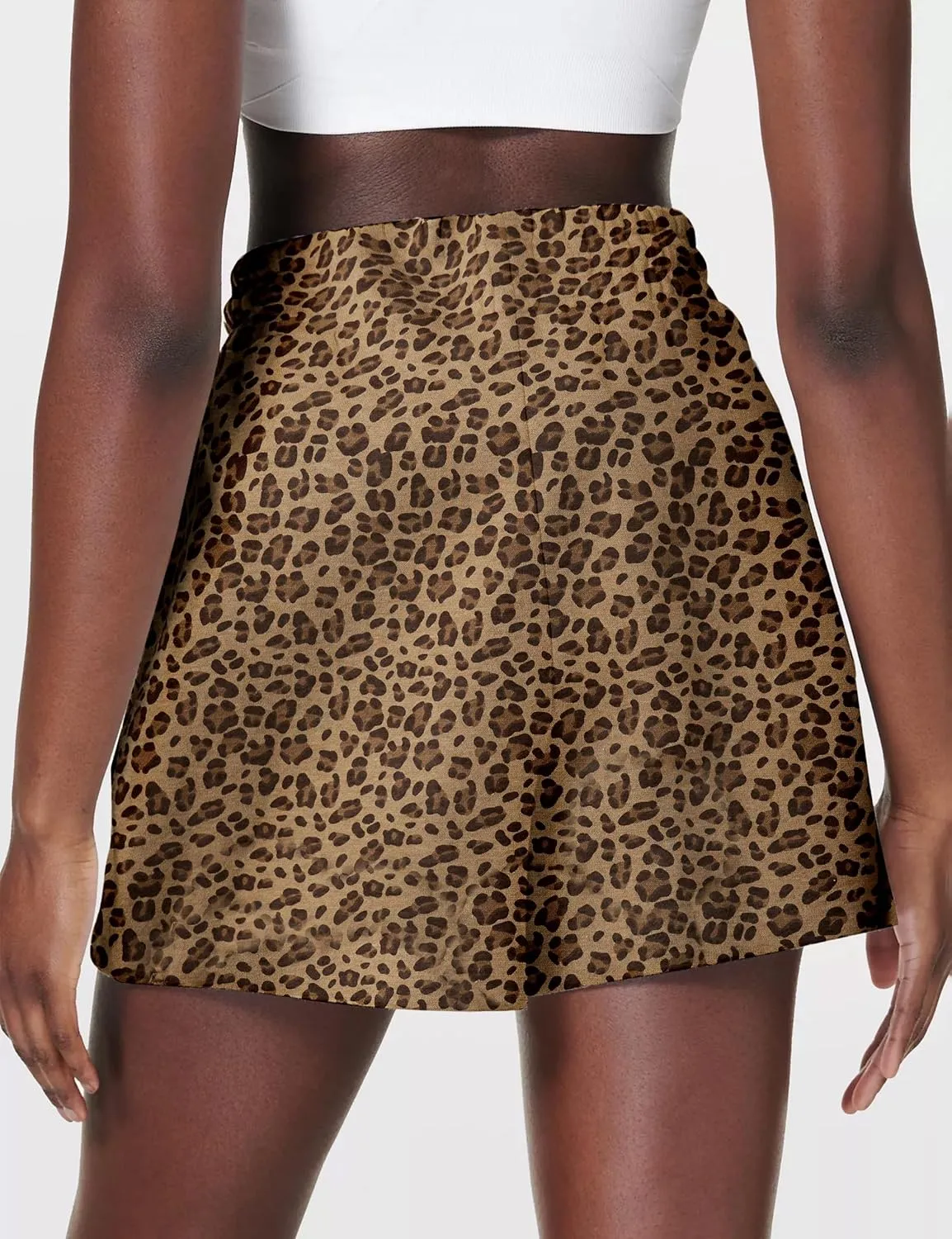 Womens Camo Sweat Shorts Maple Leaf Print Drawstring Elastic High Waist Lounge Camouflage Workout Shorts with Pockets